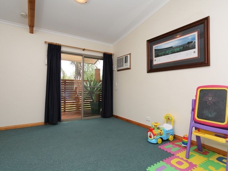 16 Enfield Avenue, Blair Athol SA 5084