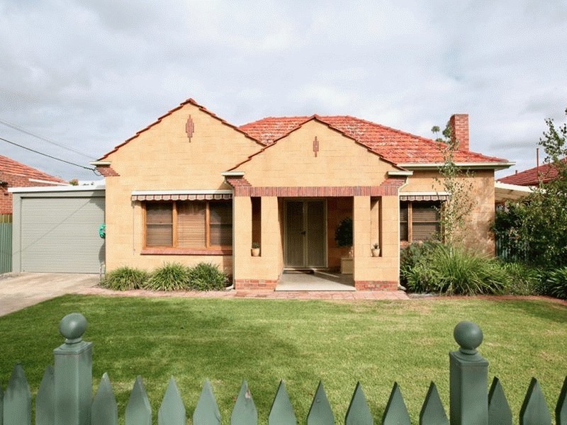 10 Ian Street, Broadview SA 5083