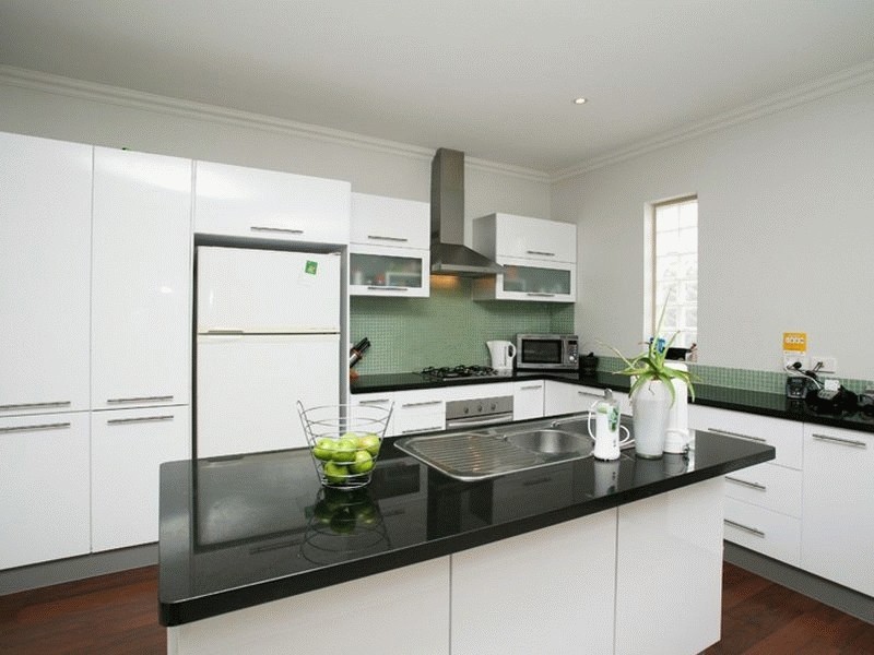 5 Cedar Avenue, Greenacres SA 5086