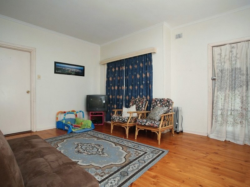 11 Fulton Street, Gilles Plains SA 5086