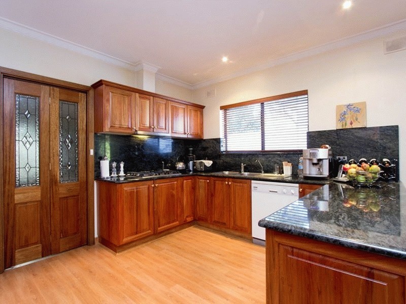 2 Farrant Street, Prospect SA 5082