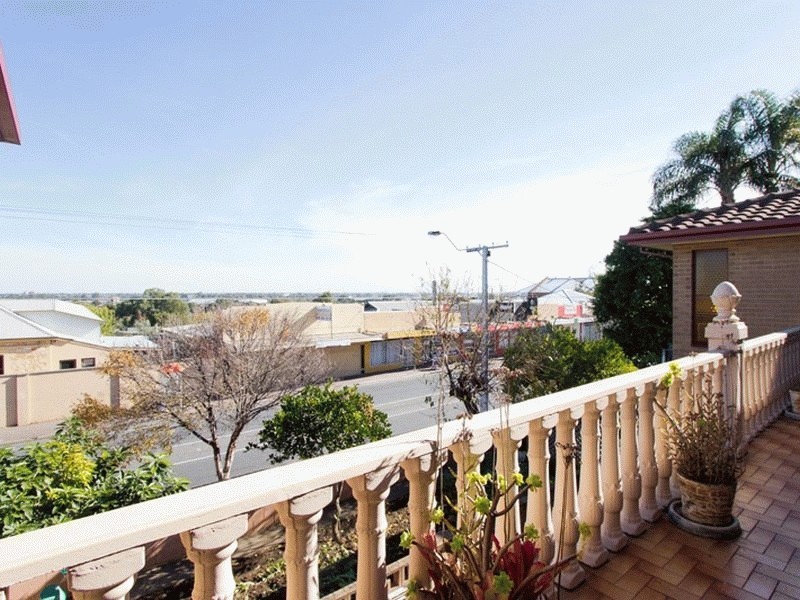 2 Farrant Street, Prospect SA 5082