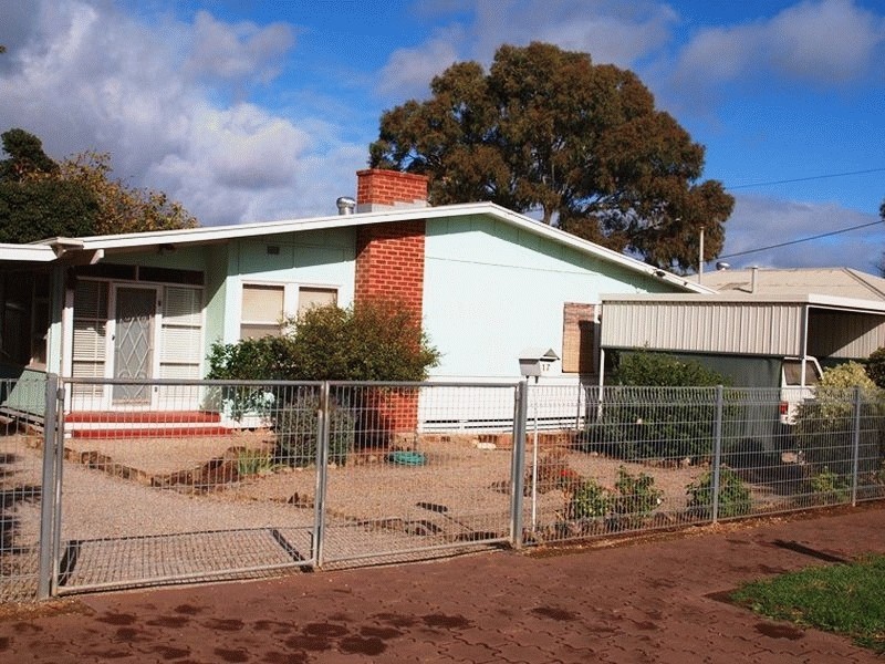 17 Redward Avenue, Greenacres SA 5086