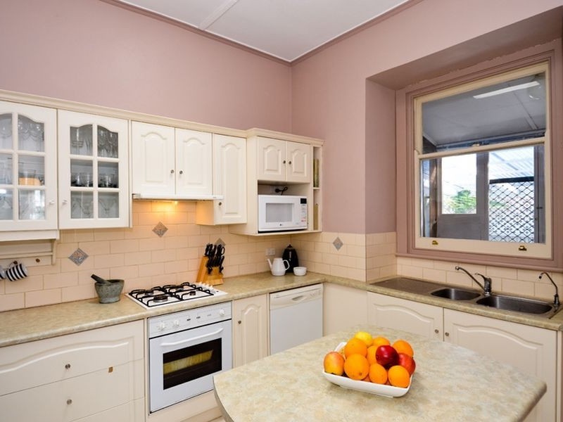 42 Hampstead Road, Broadview SA 5083