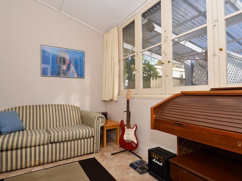 42 Hampstead Road, Broadview SA 5083