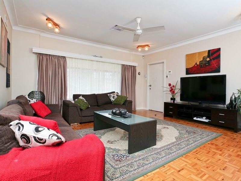 65 Wilpena Avenue, Vale Park SA 5081