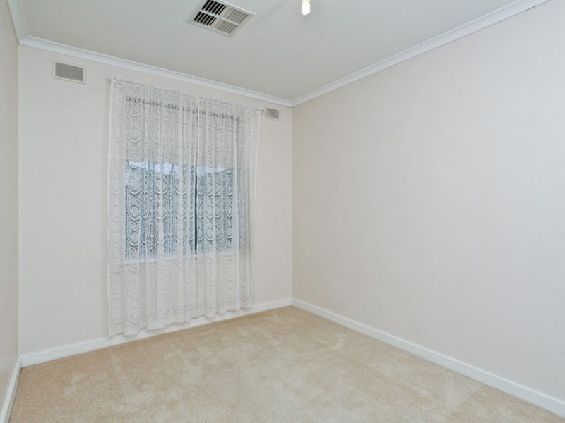 4 Philip Place, Vale Park SA 5081