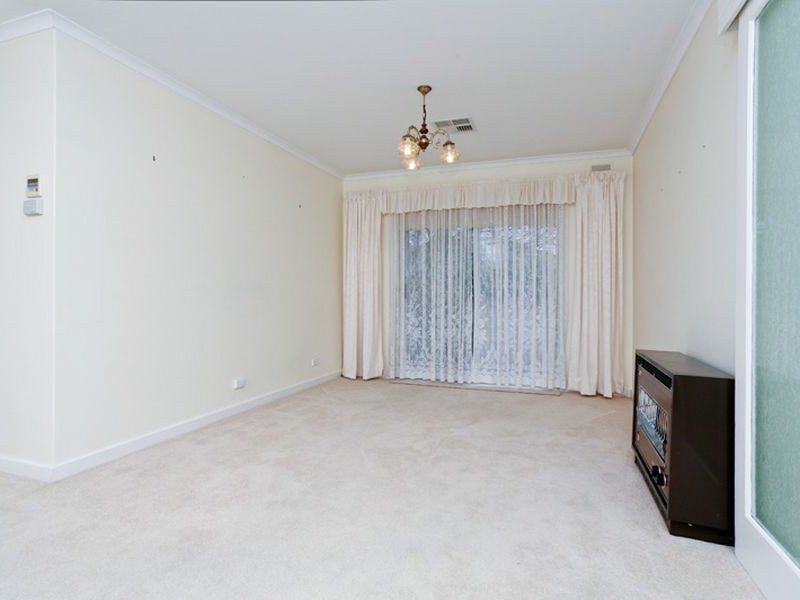 4 Philip Place, Vale Park SA 5081