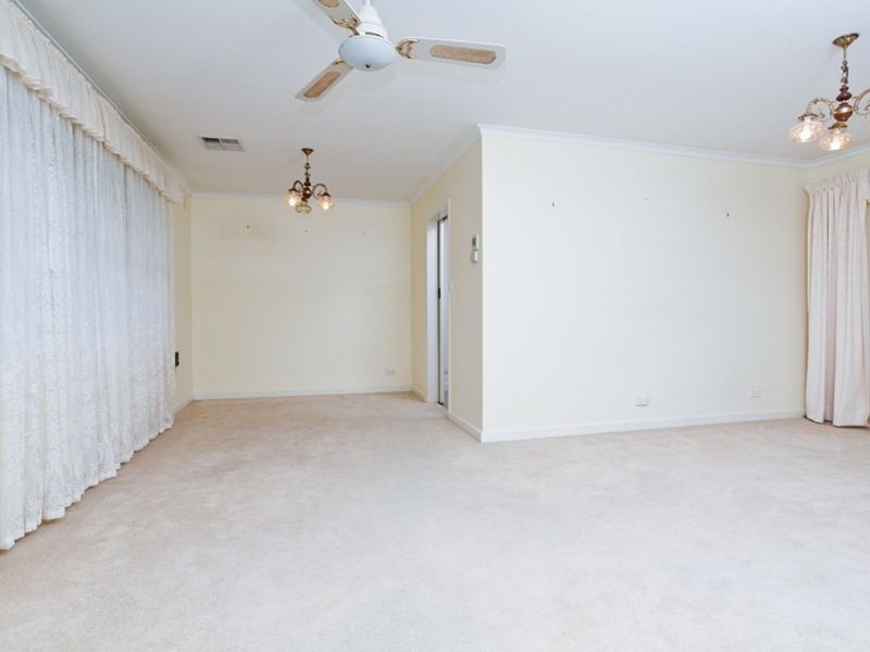 4 Philip Place, Vale Park SA 5081