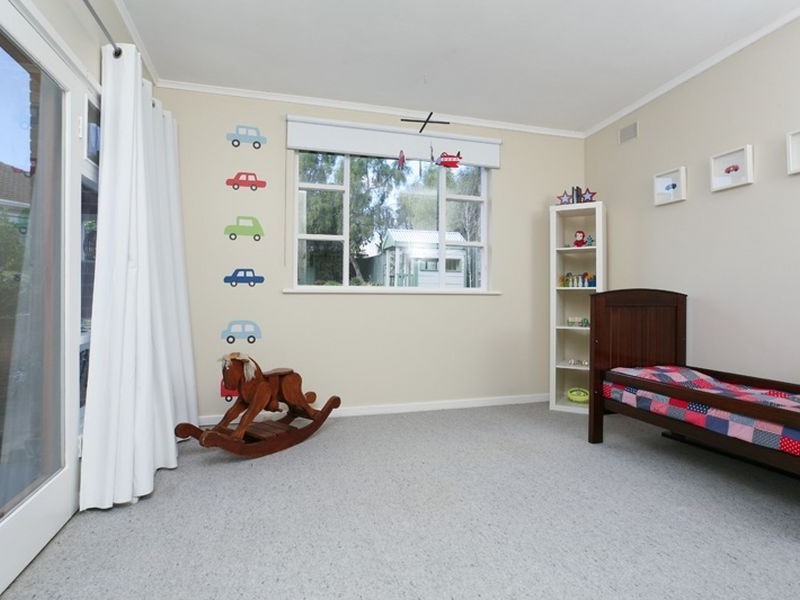 11 The Parade, Blair Athol SA 5084