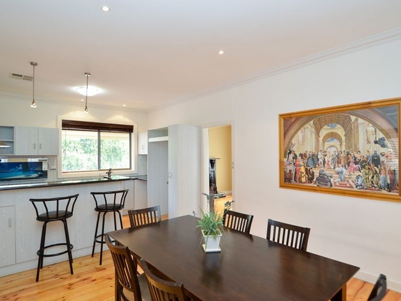 15 Barns Avenue, Highbury SA 5089