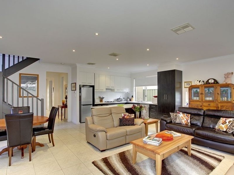 10 Elder Drive, Mawson Lakes SA 5095