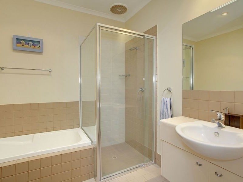 4/30 Shearwater Drive, Mawson Lakes SA 5095