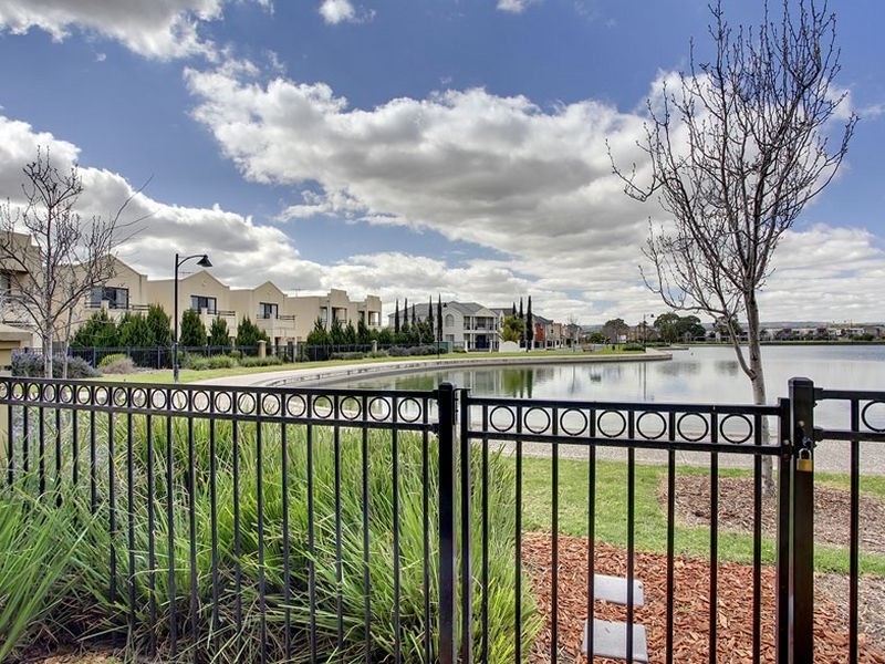 4/30 Shearwater Drive, Mawson Lakes SA 5095