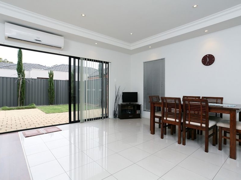 7 Cedar Avenue, Greenacres SA 5086