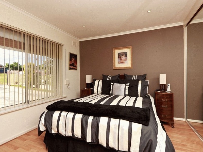 119 Smart Road, Modbury SA 5092