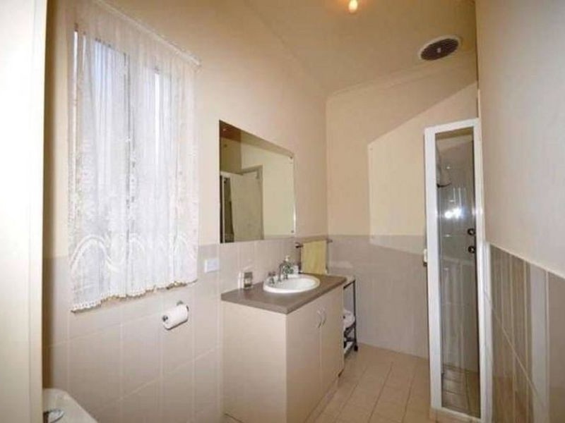 22 Carmine Court, Parafield Gardens SA 5107