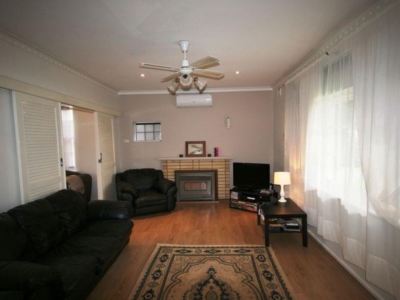 15 Lake View Crescent, Highbury SA 5089