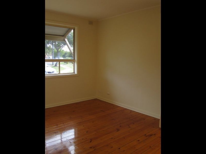 12 Mackay Crescent, Parafield Gardens SA 5107