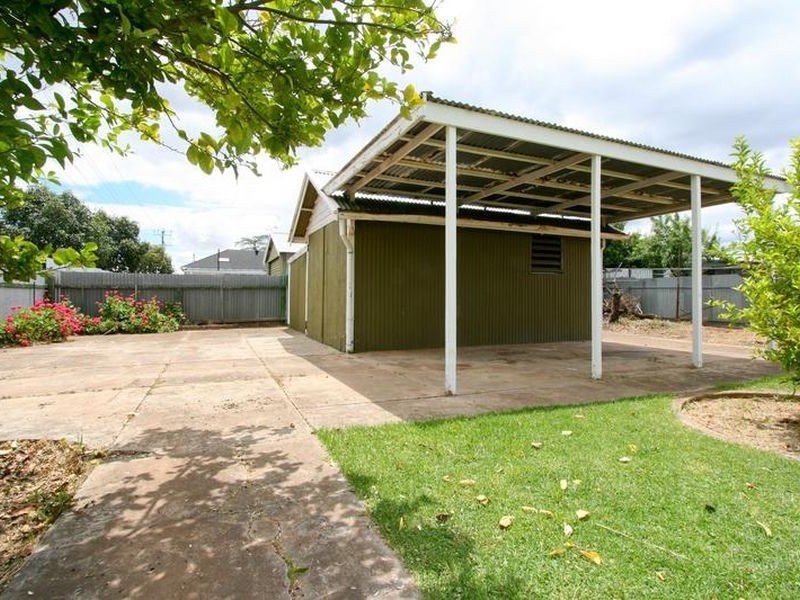 24 Romilly Avenue, Manningham SA 5086