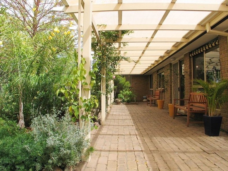 60 Lord Howe Avenue, Oakden SA 5086