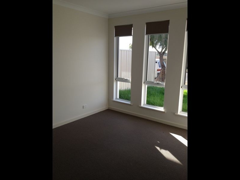 43A Redward Avenue, Greenacres SA 5086