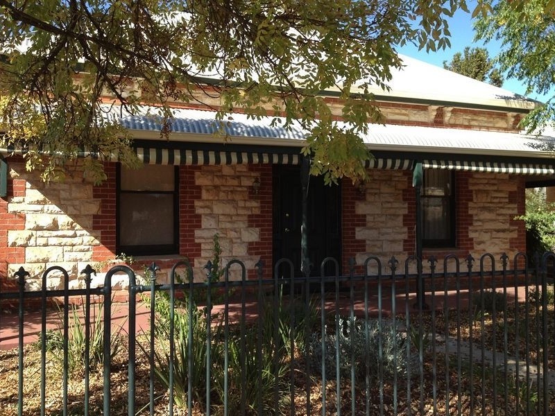 4 Watkins Street, Prospect SA 5082