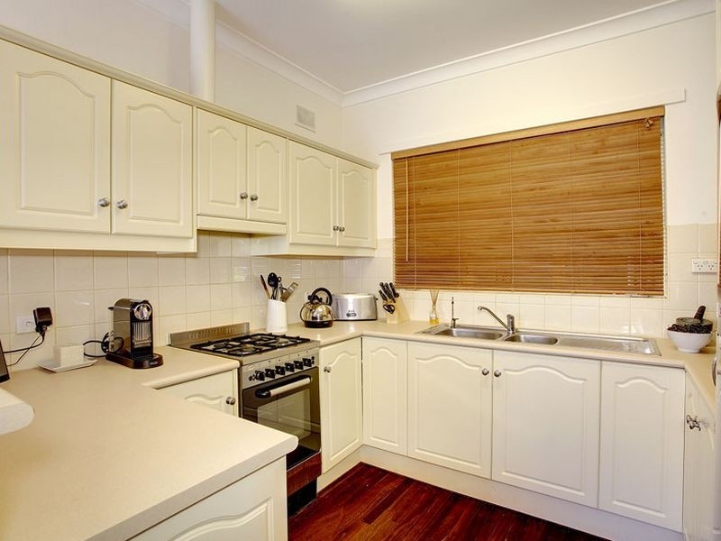 11 Hutton Street, Vale Park SA 5081