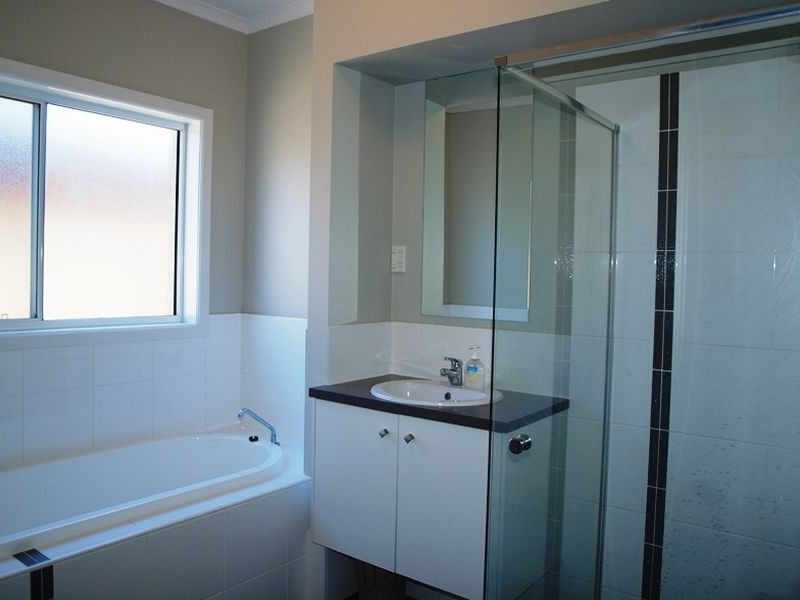 12 Karu Crescent, Mitchell Park SA 5043