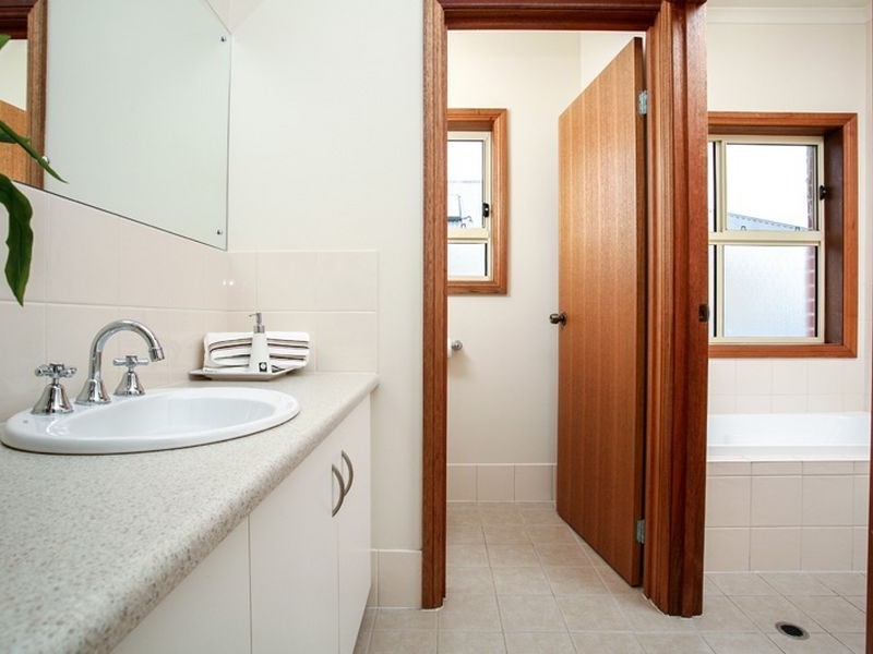 48 Park Way, Mawson Lakes SA 5095