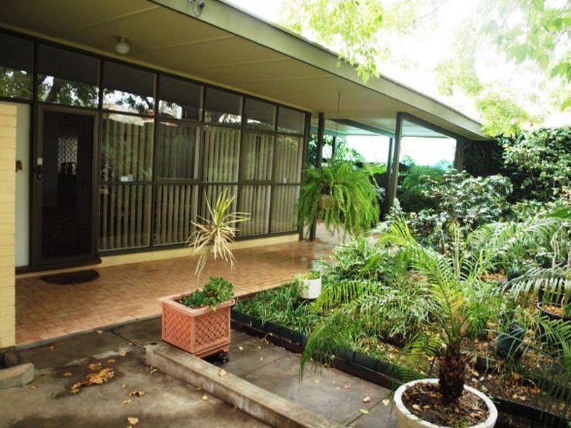 11 Ascot Avenue, Vale Park SA 5081