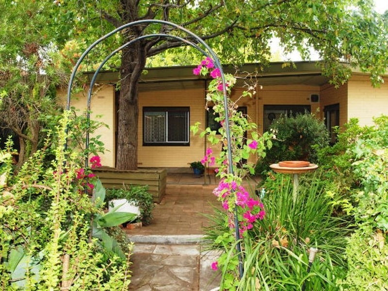 11 Ascot Avenue, Vale Park SA 5081