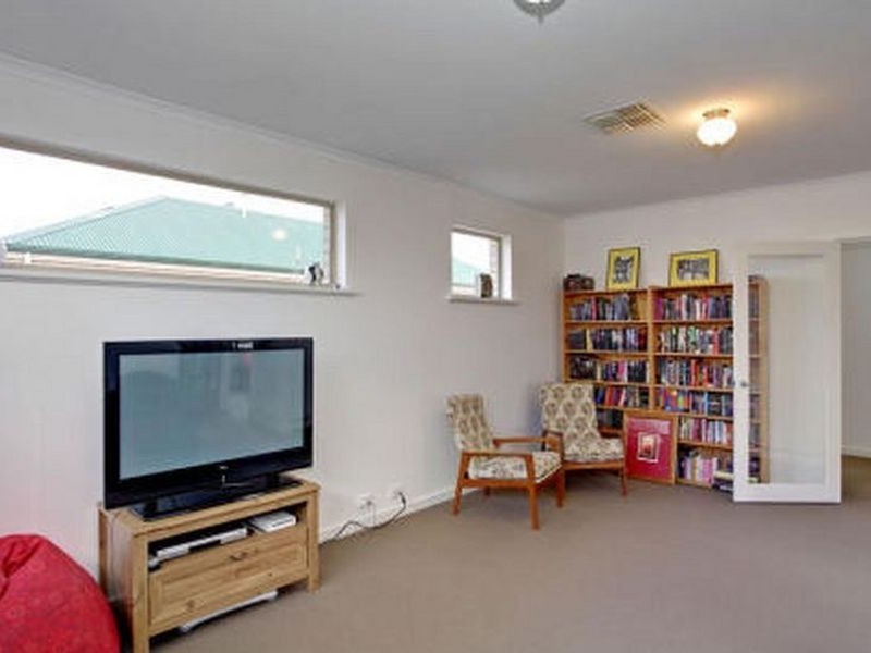 10 Elder Drive, Mawson Lakes SA 5095