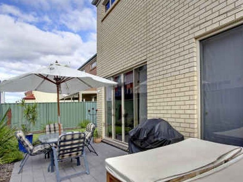 10 Elder Drive, Mawson Lakes SA 5095