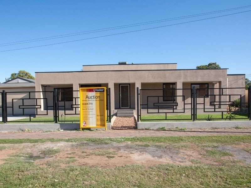 24 Wootten Street, Greenacres SA 5086