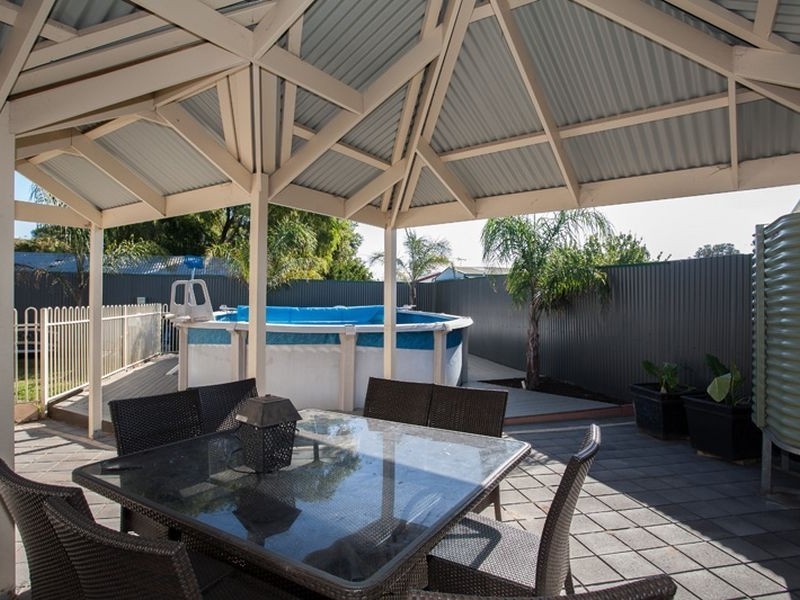 24 Wootten Street, Greenacres SA 5086