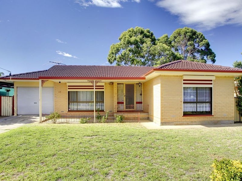 35 Wyatt Road, Parafield Gardens SA 5107