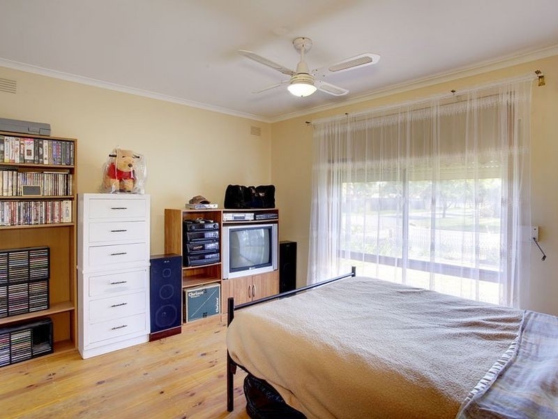 35 Wyatt Road, Parafield Gardens SA 5107