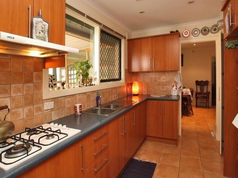 1 Ansbert Street, Christie Downs SA 5164