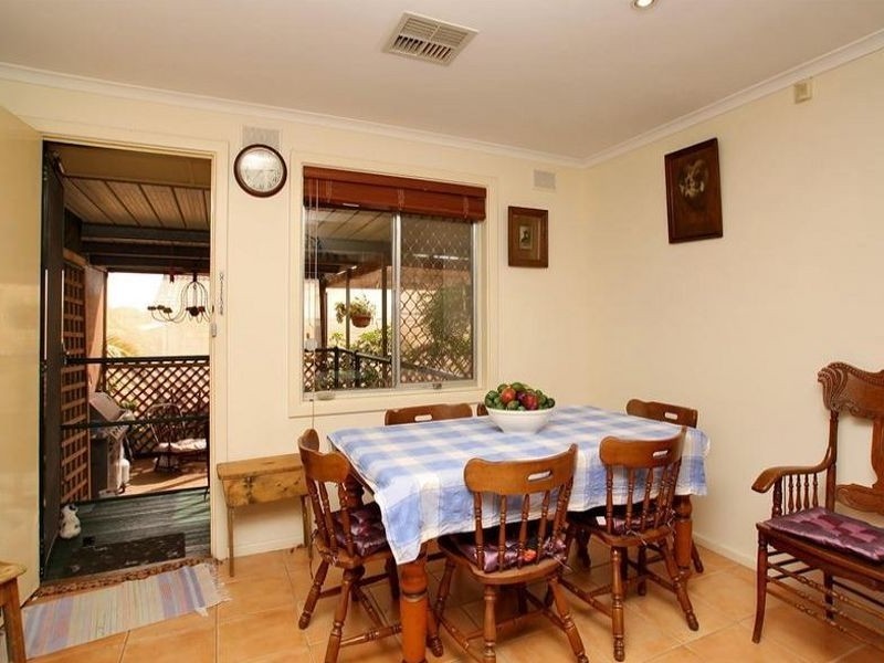 1 Ansbert Street, Christie Downs SA 5164