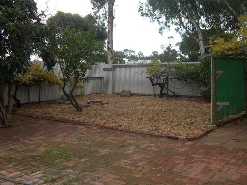 14 Redward Avenue, Greenacres SA 5086