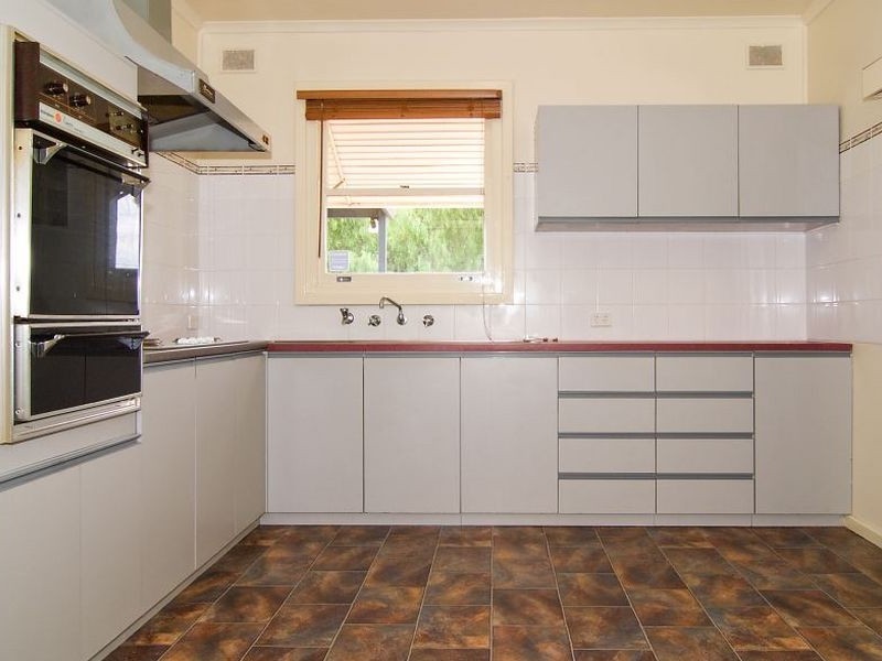 24 Marvin Avenue, Gilles Plains SA 5086