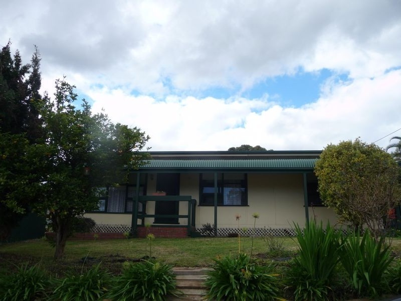 21 Carolan Crescent, Valley View SA 5093