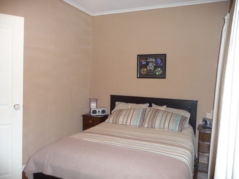 21 Carolan Crescent, Valley View SA 5093