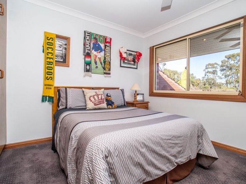 18A Packer Crescent, Paradise SA 5075