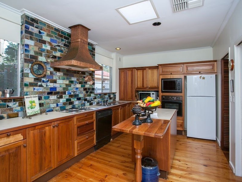 13 Redwood Avenue, Redwood Park SA 5097