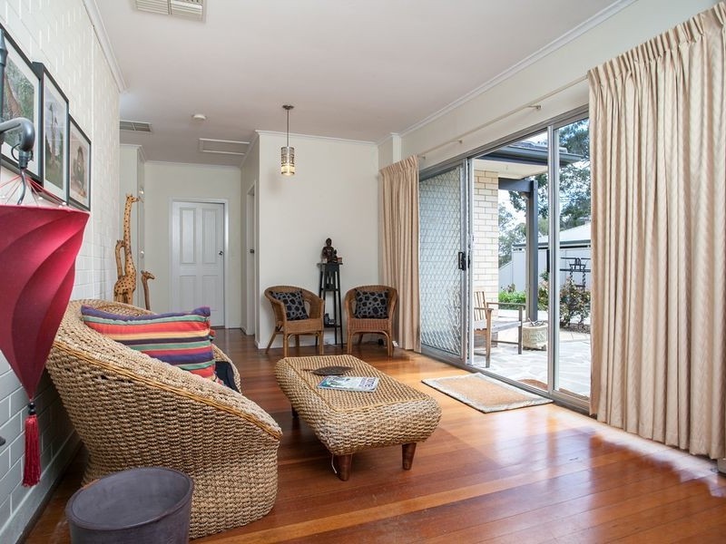 13 Redwood Avenue, Redwood Park SA 5097