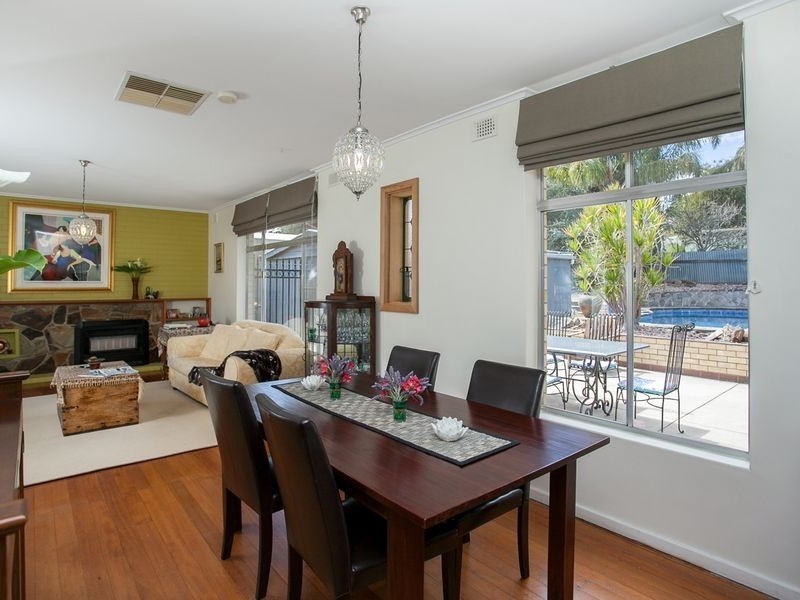 13 Redwood Avenue, Redwood Park SA 5097