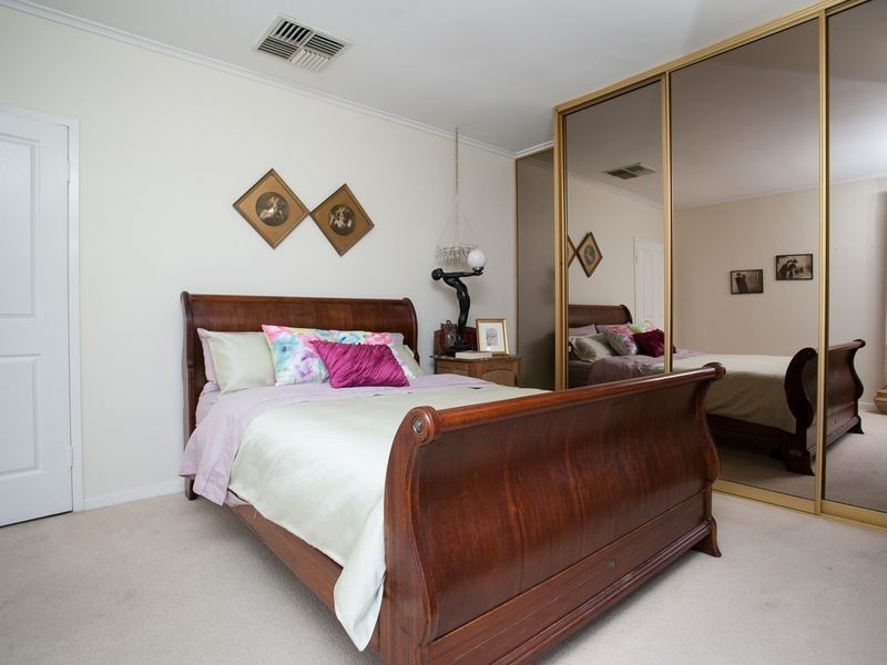 13 Redwood Avenue, Redwood Park SA 5097