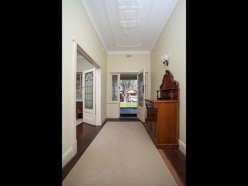 26 Charlbury Road, Medindie Gardens SA 5081